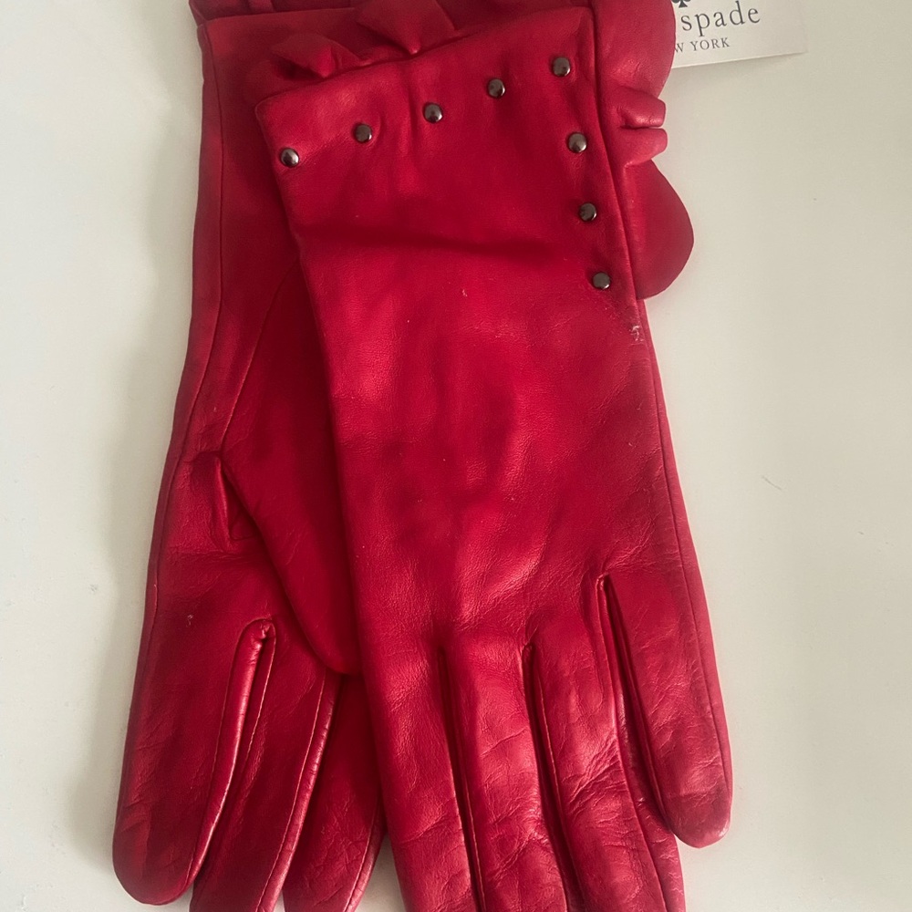 Kate Spade Red Leather Ruffle gloves Medium NWT - Picture 3 of 6